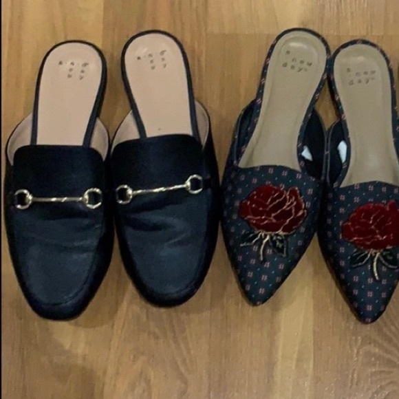a. New day Slip on Mules - Picture 2 of 2